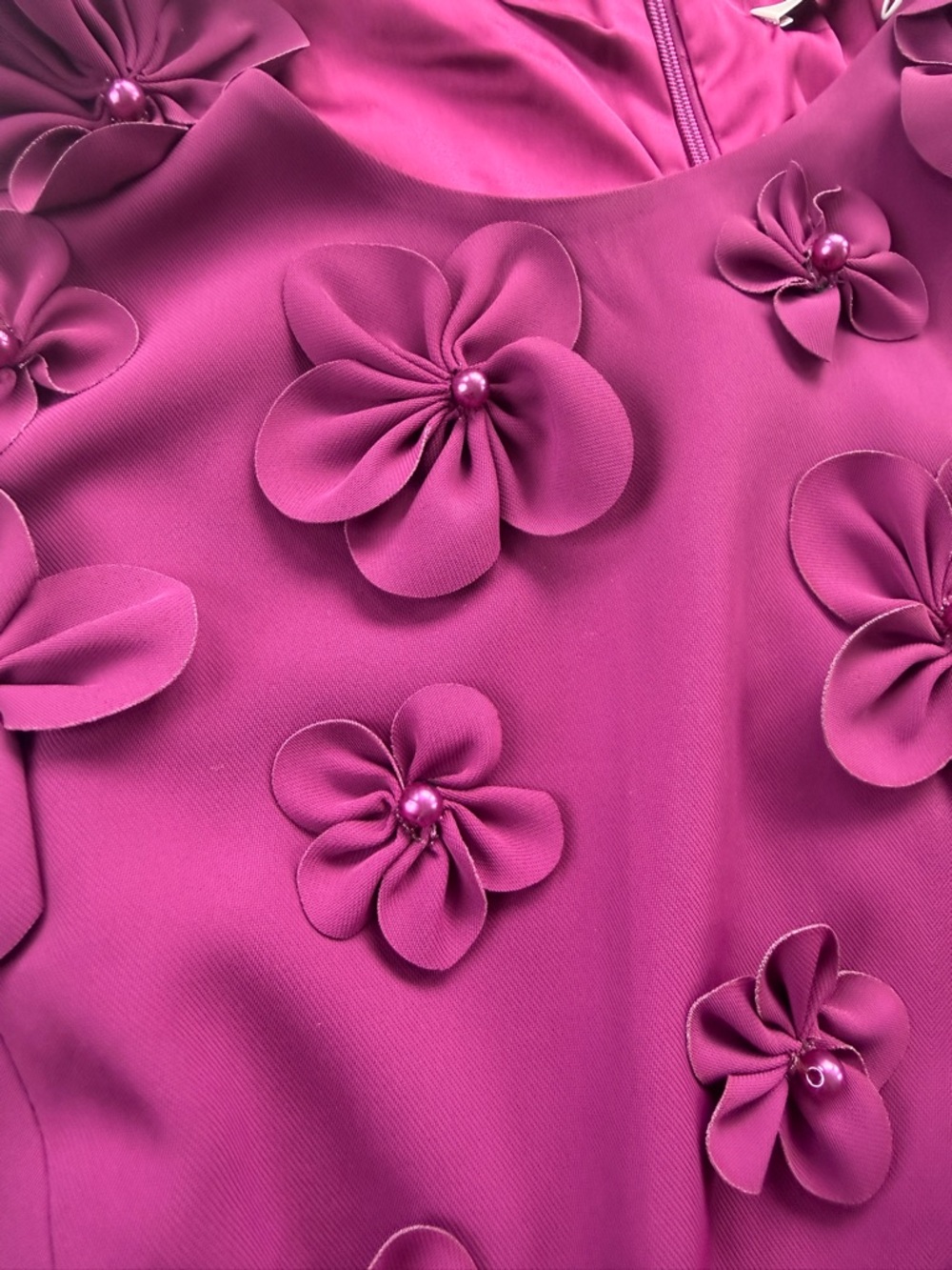 FEHAUTE 3D Floral Crew Neck, Sleeveless Mermaid Style Gown. - Picture 5 of 6